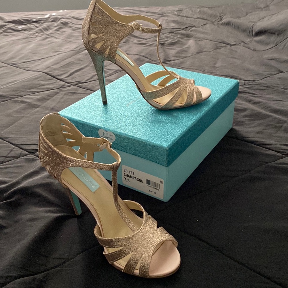 Betsey Johnson good glitter heels. Size 7.5